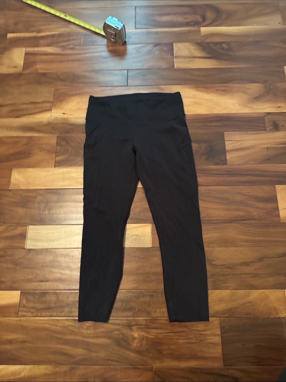 lululemon athletica size 8